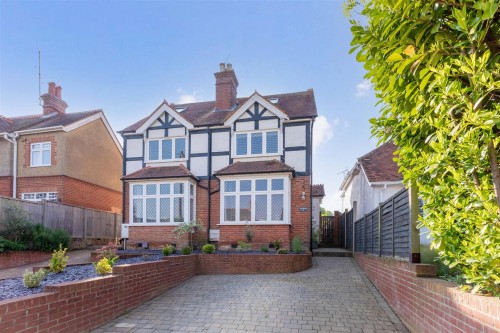 Arrange a viewing for Victoria Road, Wargrave, Reading