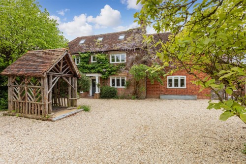 Arrange a viewing for Slaters Farm, Rotherfield Peppard