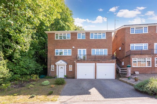 Arrange a viewing for Valley Road, Henley-On-Thames