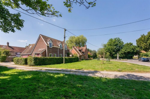 Arrange a viewing for The Green South, Warborough