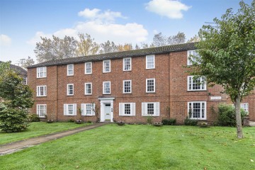 image of 7, Fairmile Court, Henley-on-Thames