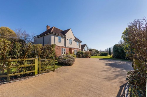 Arrange a viewing for Oakley Court, Wallingford