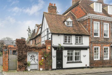 image of Red Cross Cottage, 51, New Street